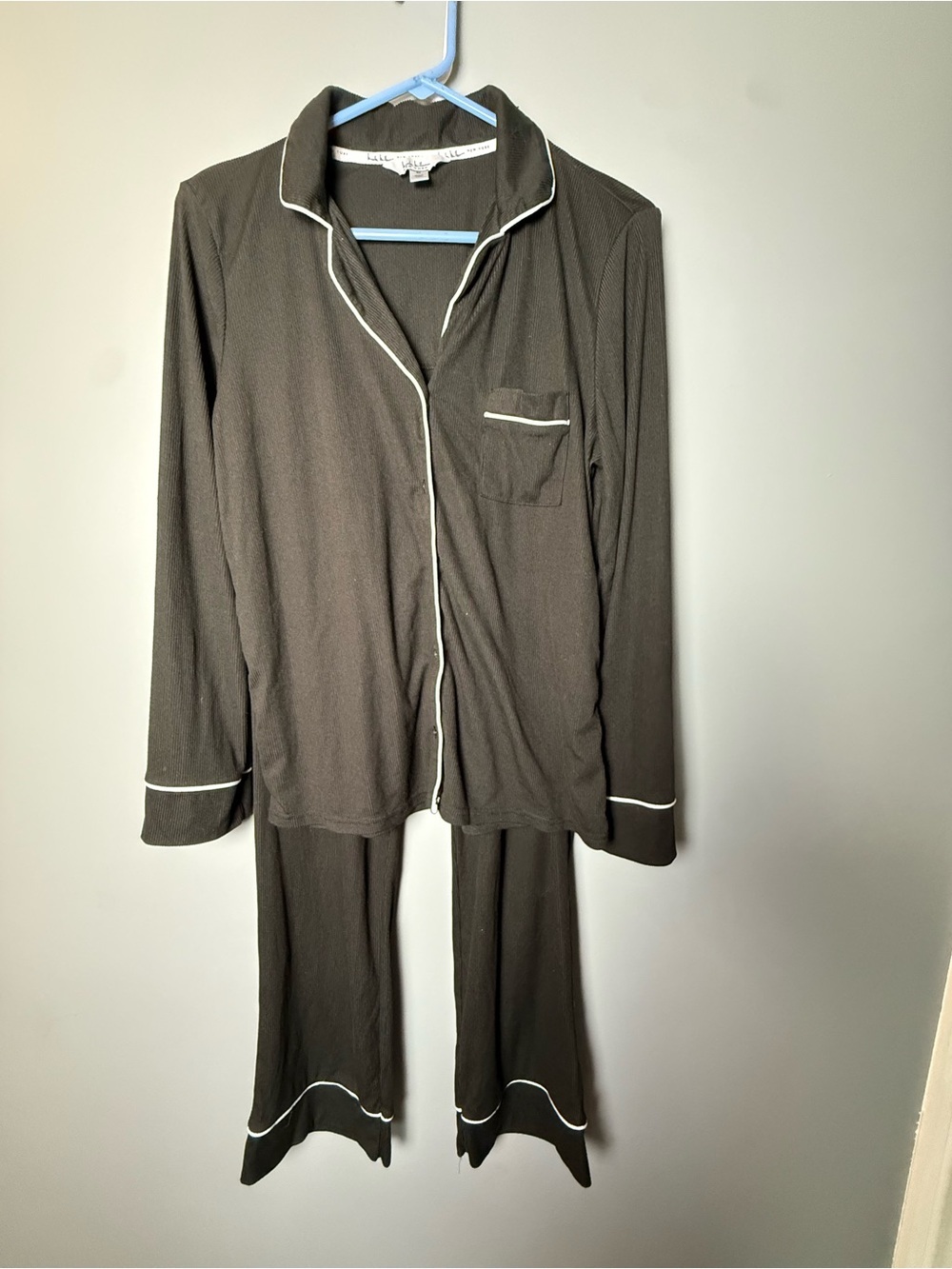 Nicole Miller New York 2-Piece Soft Ribbed Notch Collar Button Down PJ Set Sz M
